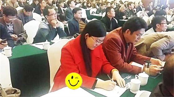 &ldquo;2015第三屆中國鋼鐵發(fā)展合作交流會&rdquo;在馬鞍山拉開帷幕，煙臺華順作為唯一一家潤滑企業(yè)應邀出席本次盛會，煙臺華順公司13年來專項致力于高效節(jié)能油氣潤滑系統(tǒng)的應用和推廣，是中國油氣潤滑系統(tǒng)客戶認可度最高品牌，可直接替代進口同類產(chǎn)品