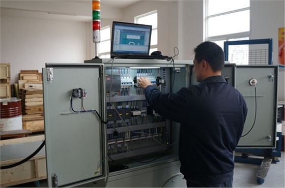 華順油氣集中潤滑設備檢修