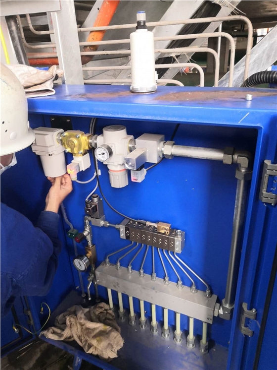 油氣潤滑設(shè)備