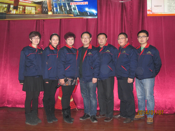 煙臺(tái)華順油氣潤(rùn)滑之銷(xiāo)售人員團(tuán)結(jié)友愛(ài)合作共贏