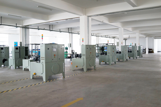 煙臺華順油氣潤滑之車間產(chǎn)品區(qū)