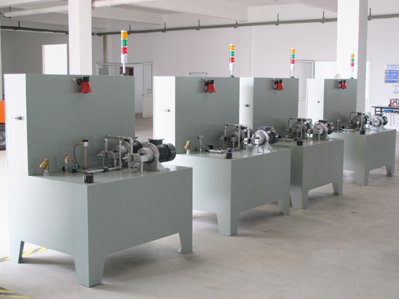 煙臺華順油氣潤滑之車間產(chǎn)品區(qū)