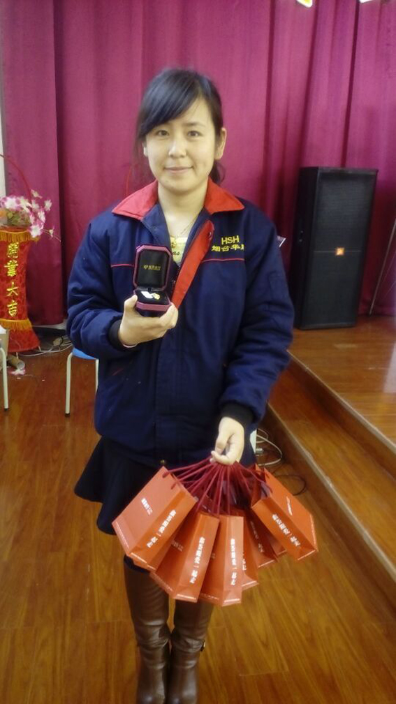 金飾品發(fā)放中！節(jié)能降耗，從油氣潤滑開始。近三年，煙臺華順油氣潤滑設(shè)備公司為國內(nèi)的200多個(gè)企業(yè)提供了500余套具有自主知識產(chǎn)權(quán)的油氣集中潤滑系統(tǒng)